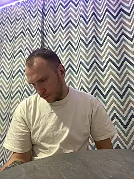 Snapshot of _x_x_x_x_x_x chatting on January 11, 2025, 9:36 pm x x x x x x online show from January 11, 2025, 9:36 pm