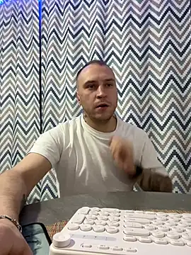 Snapshot of _x_x_x_x_x_x chatting on December 24, 2024, 11:11 pm x x x x x x online show from December 24, 2024, 11:11 pm