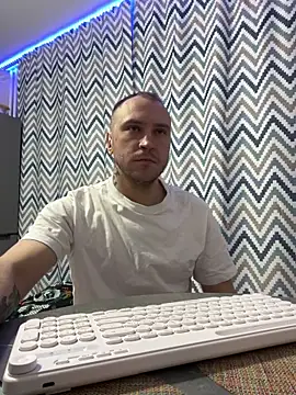 Snapshot of _x_x_x_x_x_x chatting on December 27, 2024, 8:50 pm x x x x x x online show from December 27, 2024, 8:50 pm