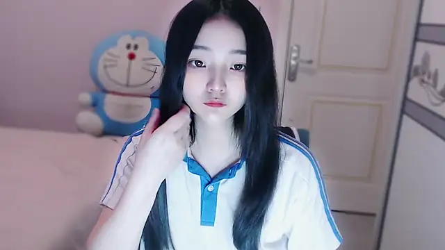 xiao-xiao-D online show from October 5, 2025, 6:26 am