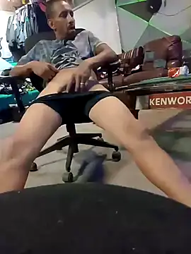 dulcedeseo13 online show from September 10, 2025, 7:07 am