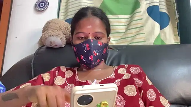 Tamil Sanjana  online show from June 5, 2026, 4:56 pm