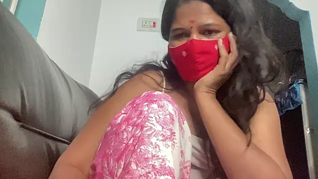 Tamil Sanjana  online show from January 18, 2026, 7:50 pm