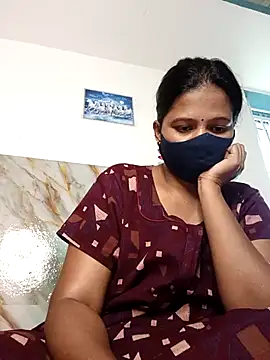 Tamil Sanjana  online show from September 25, 2025, 7:47 am