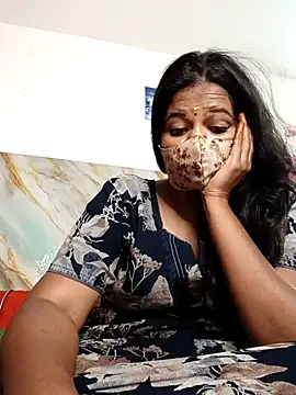 Tamil Sanjana  online show from October 7, 2025, 8:15 am