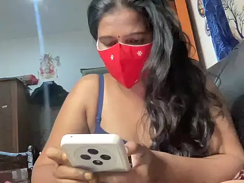 Tamil Sanjana  online show from November 17, 2025, 5:39 pm