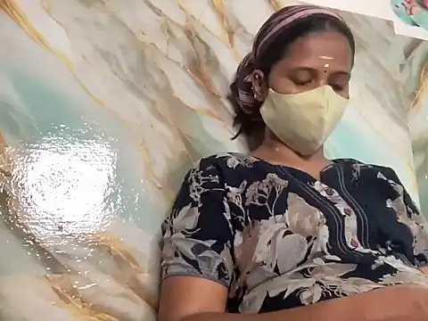 Tamil Sanjana  online show from October 19, 2025, 7:11 am