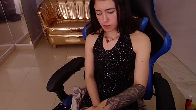 honey torres sub online show from November 22, 2025, 1:37 am