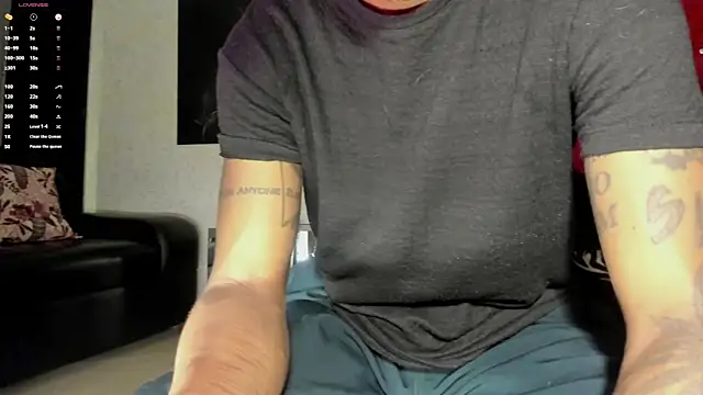 JhonyMiller  online show from November 10, 2025, 8:14 pm