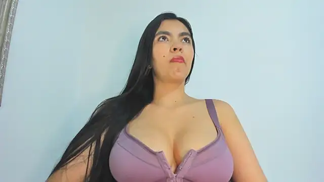 nathyy garcia online show from November 11, 2025, 3:56 am