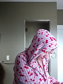 Snapshot of stunnaagirll chatting on January 7, 2026, 10:15 pm stunnaagirll online show from January 7, 2026, 10:15 pm