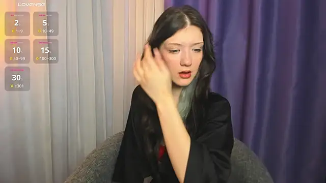 Snapshot of Lina_Vi chatting on February 9, 2025, 9:06 pm Lina Vi online show from February 9, 2025, 9:06 pm