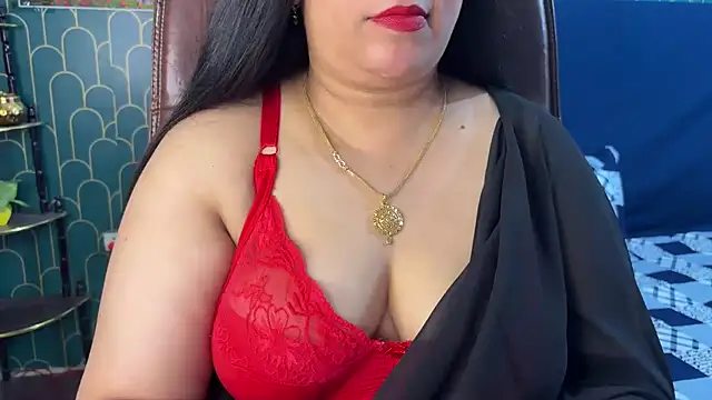 Snapshot of FlatVincy4 chatting on July 17, 2026, 5:37 am FlatVincy4 online show from July 17, 2026, 5:37 am