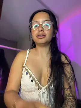 Rosita forever  online show from May 27, 2026, 2:08 am