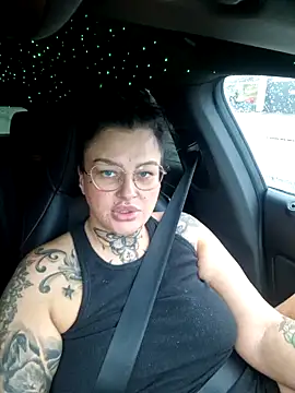 CurvyCannabisQueen online show from January 8, 2025, 1:41 pm