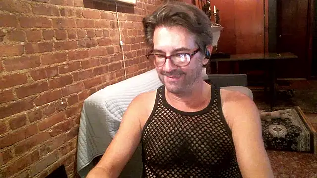 Johnny Bottoms online show from October 6, 2025, 10:54 pm