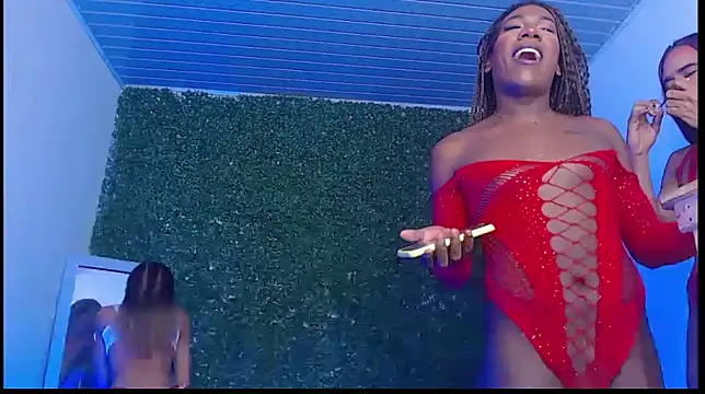 newgroupxxx online show from November 15, 2025, 8:18 am