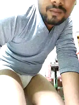 GildanK18 online show from January 26, 2025, 5:44 pm