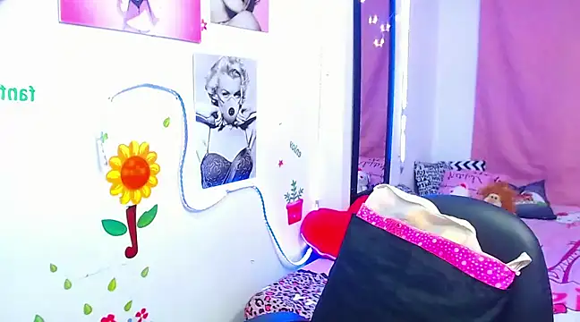 laurelys a online show from January 19, 2025, 12:17 am