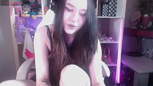 chloe crystall killer online show from June 30, 2026, 10:59 am