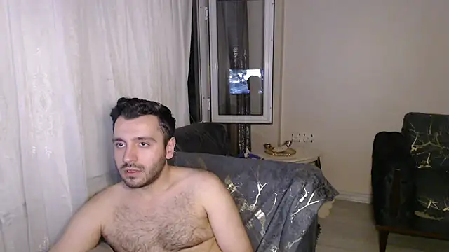 handsomeee04 online show from July 17, 2026, 12:08 am
