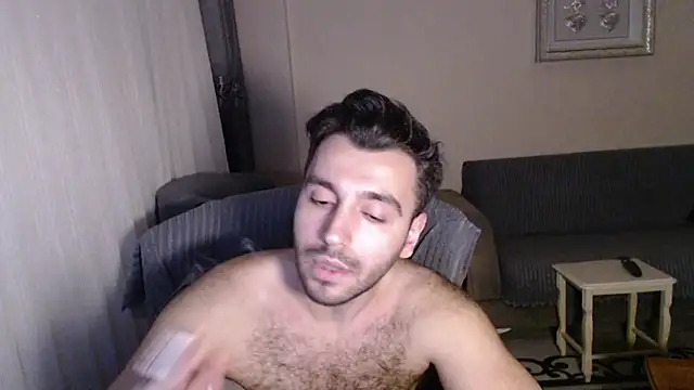 handsomeee04 online show from September 27, 2025, 11:55 pm