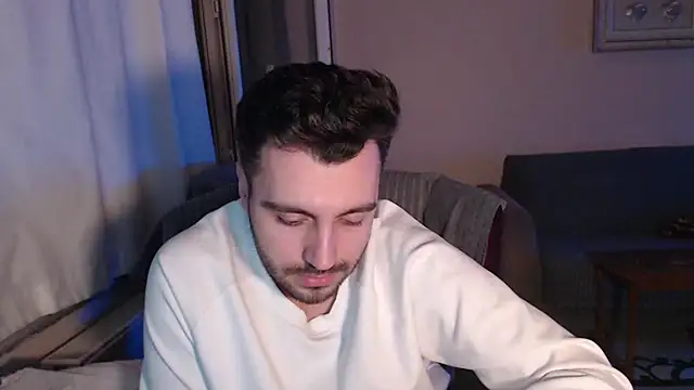 handsomeee04 online show from November 4, 2025, 9:07 pm