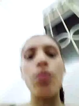 Snapshot of charlotes28 chatting on January 2, 2025, 12:34 am charlotes28 online show from January 2, 2025, 12:34 am