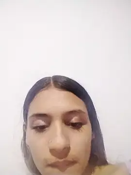 Snapshot of charlotes28 chatting on March 17, 2025, 12:32 am charlotes28 online show from March 17, 2025, 12:32 am