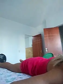 Snapshot of Evapecadora chatting on February 6, 2026, 8:05 pm Evapecadora online show from February 6, 2026, 8:05 pm