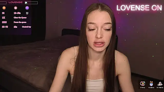 Snapshot of Cherry_air chatting on March 25, 2026, 12:11 am Cherry air online show from March 25, 2026, 12:11 am