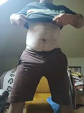 danitomii online show from June 13, 2026, 7:06 am