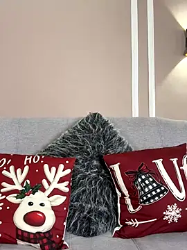 Abril jones10 online show from December 4, 2025, 3:27 am