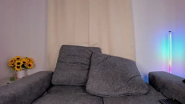 Abril jones10 online show from January 26, 2025, 12:05 am