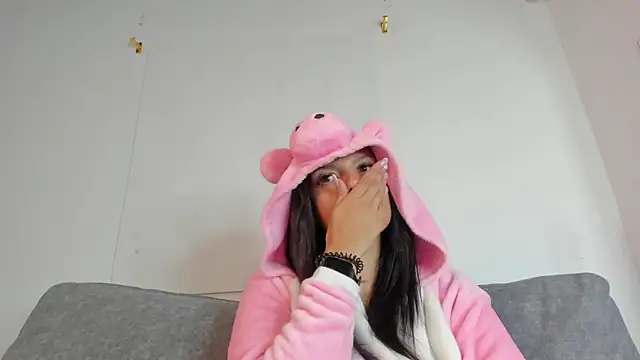 Abril jones10 online show from February 20, 2025, 10:05 am