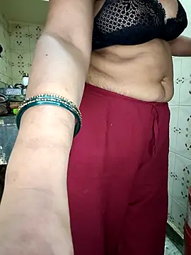 Soniya 444 online show from March 4, 2025, 6:04 am