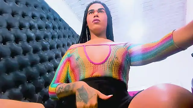 Snapshot of fox_naughty_violet chatting on October 12, 2025, 2:57 am fox naughty violet online show from October 12, 2025, 2:57 am