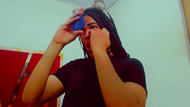 Snapshot of fox_naughty_violet chatting on September 12, 2025, 7:46 pm fox naughty violet online show from September 12, 2025, 7:46 pm