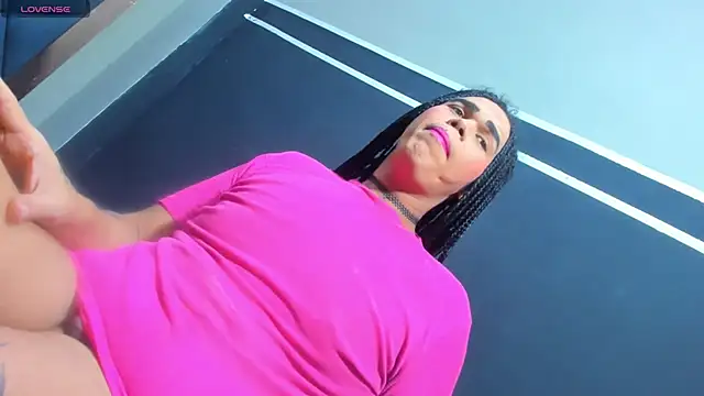 Snapshot of fox_naughty_violet chatting on September 11, 2025, 7:58 pm fox naughty violet online show from September 11, 2025, 7:58 pm