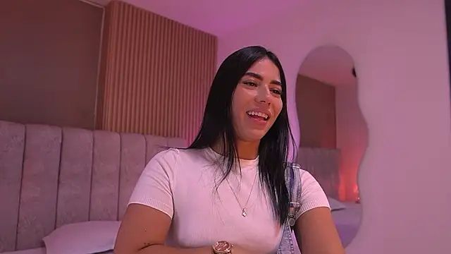 Snapshot of sam_lewins chatting on February 15, 2026, 7:13 pm sam lewins online show from February 15, 2026, 7:13 pm