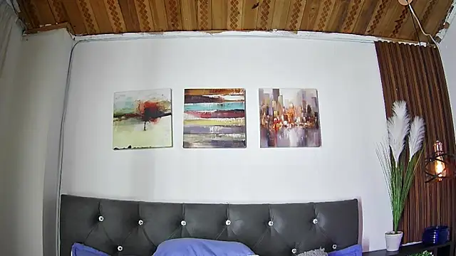 nikkystorm1  online show from March 14, 2026, 11:49 am