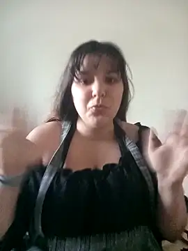 Snapshot of Heleneecesmecs2 chatting on April 21, 2026, 6:03 pm Heleneecesmecs2 online show from April 21, 2026, 6:03 pm