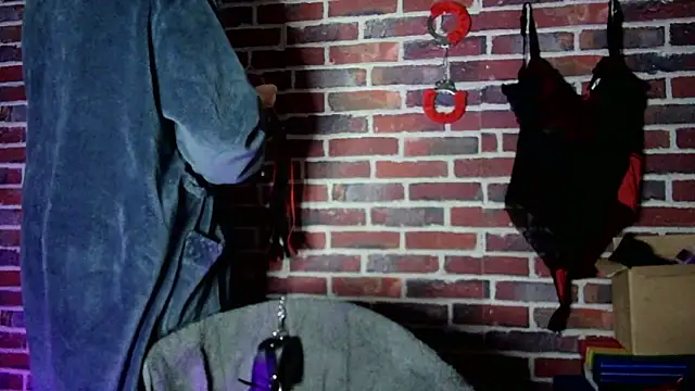 Heleneecesmecs2 online show from March 3, 2025, 10:20 pm