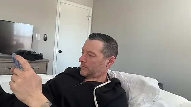 moon-boy online show from March 3, 2025, 4:15 pm