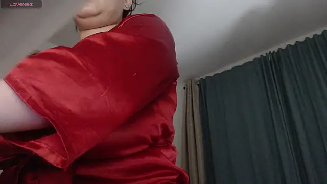 MommyHelpsmee online show from October 29, 2025, 7:29 am