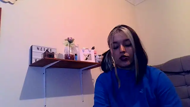 Snapshot of BlueStoneX chatting on March 5, 2026, 7:49 am BlueStoneX online show from March 5, 2026, 7:49 am