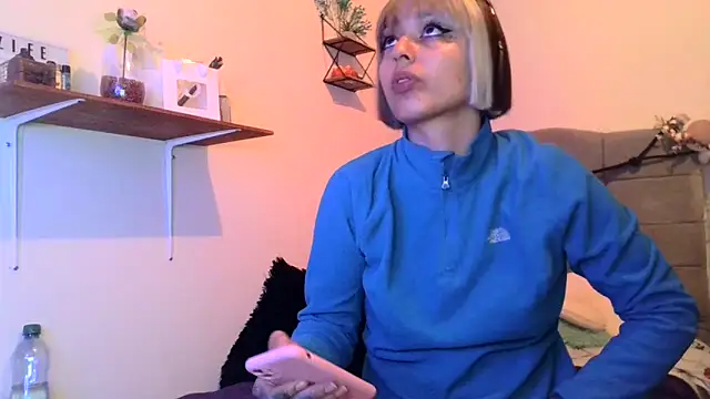 Snapshot of BlueStoneX chatting on March 6, 2026, 7:36 am BlueStoneX online show from March 6, 2026, 7:36 am