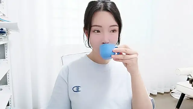 Lucky-kaka999 online show from October 30, 2025, 1:37 am