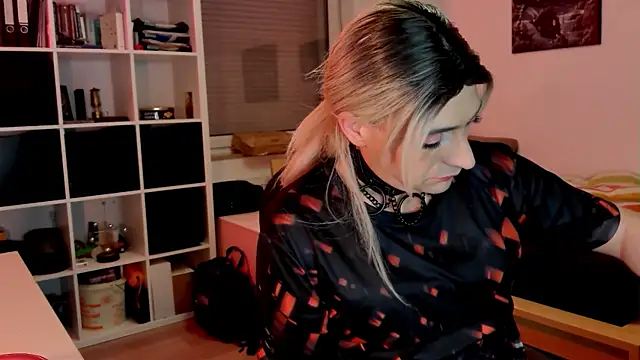 DYasmin69 online show from March 21, 2025, 1:13 am