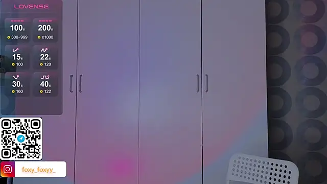 Cuteroxyfoxy online show from February 28, 2025, 7:05 am